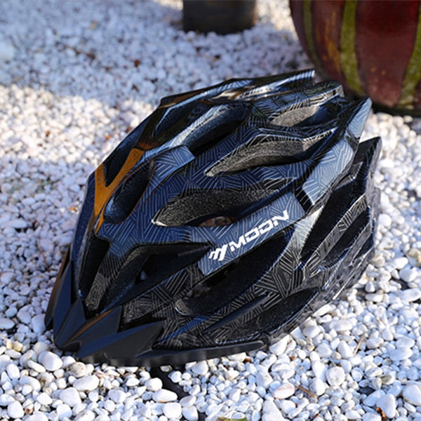 Moon Ultralight Cycling Helmet 